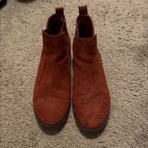 Women's Suede Ankle Boots - Rust